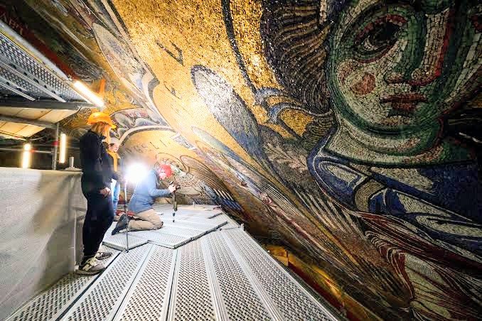 El Tarro de Heno tweet media