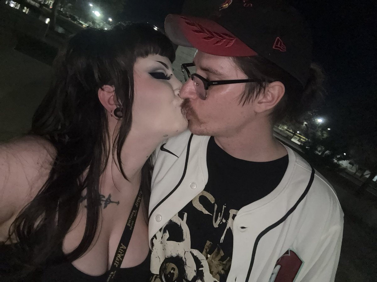 jaydamonaeee's tweet photo. i am so lucky to be yours 🖤 https://t.co/V1kXC0XiUk