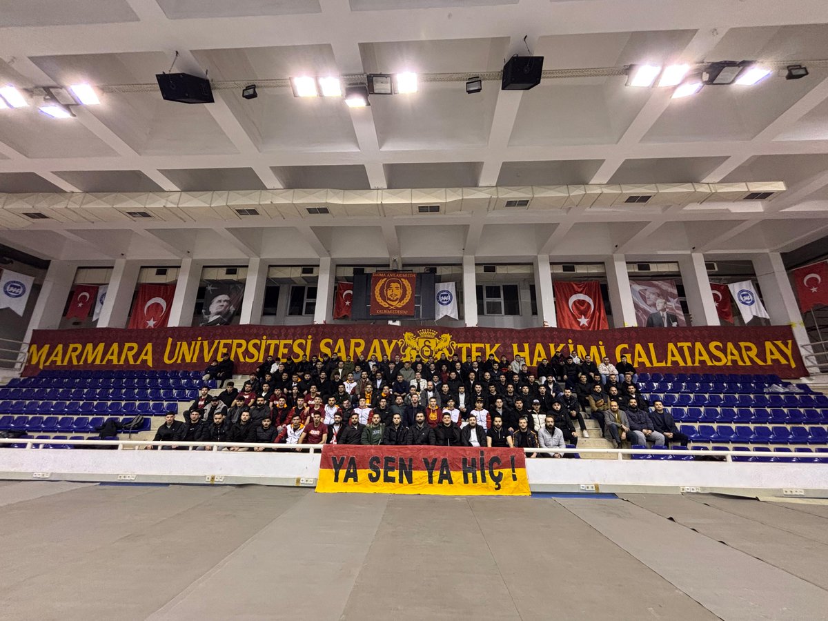 uAUNIMarmara's tweet photo. Geleneksel ultrAslan UNI Marmara Tugay Çeliktenyıldız İftar organizasyonumuzda bir araya geldik. Allah birliğimizi daim etsin.

#uAUNIMarmara
#ultrAslanUNI
#TugayÇeliktenyıldız https://t.co/hduVXqnAJZ