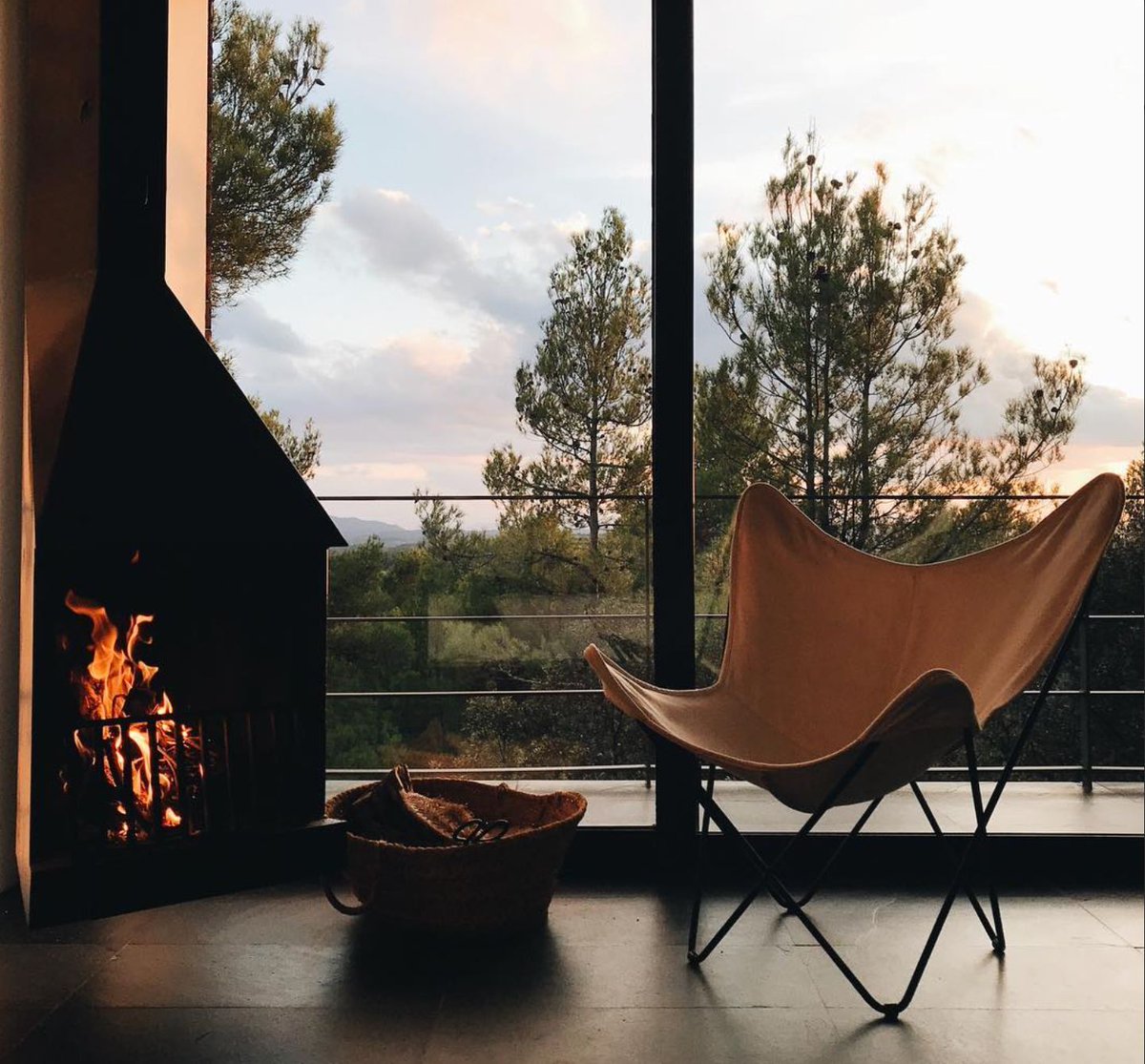 "Perfección" sería el nombre ideal para esta foto de @shift_angie 

#hotel #hotelviews #travel #viaje #viatge #vouyage #reise #travelgram #instatravel #architecture #arquitectura #diseño #design #Spain #España #Aragón #Teruel #Matarranya #nature #rural #boutiqueHotel #petfriendly