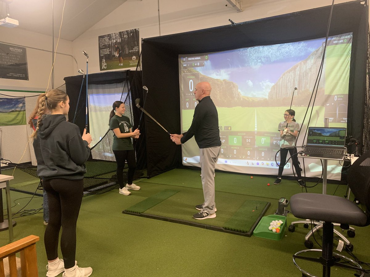 LC Girls Golf tweet media