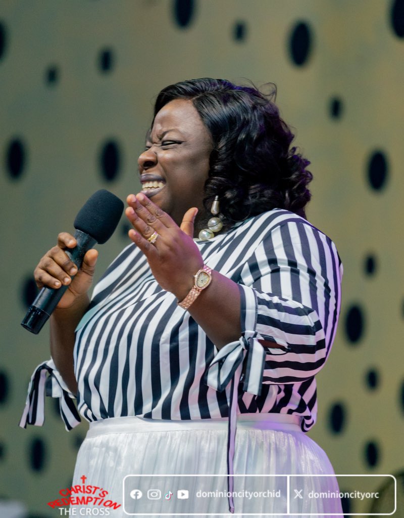 dominioncityOrc's tweet image. Every person you meet on your path to destiny is a divine messenger, delivering the chapter God has written about them into the story of your life.

#Dominioncity
#Dominioncityorchid
#dcservice
#communionservice