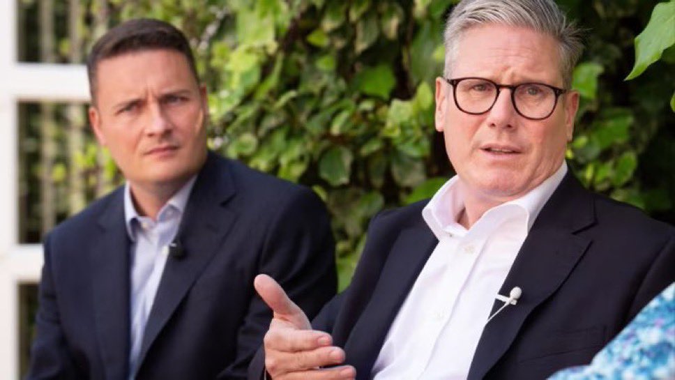BROKENBRITAIN0's tweet image. 🚨BREAKING: Keir Starmer is set to REMOVE Wes Streeting as Health Secretary 🇬🇧 

Looks like there is even further trouble in the Labour Party of peadophile protectors.