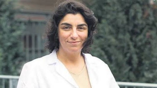 Dünyaca Ünlü Yapay Kalp Uzmanı
Dr. Dilek Gürsoy ;

-"Selçuk Bayraktar istedi, geldim. Ben onun gibi insanları severim. Vatana millete hayırlı olan insanları severim. Burada olmamın sebebi onun azmi, başarısı ve dürüstlüğüdür."
-"Türkiye'nin kendi yapay kalbini ve destek