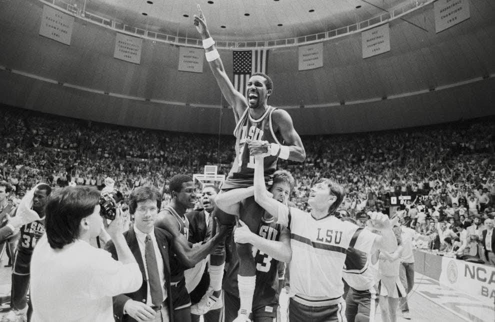 Historically Speaking Sports 🎙️🏀⚾🏈🏟️ tweet media