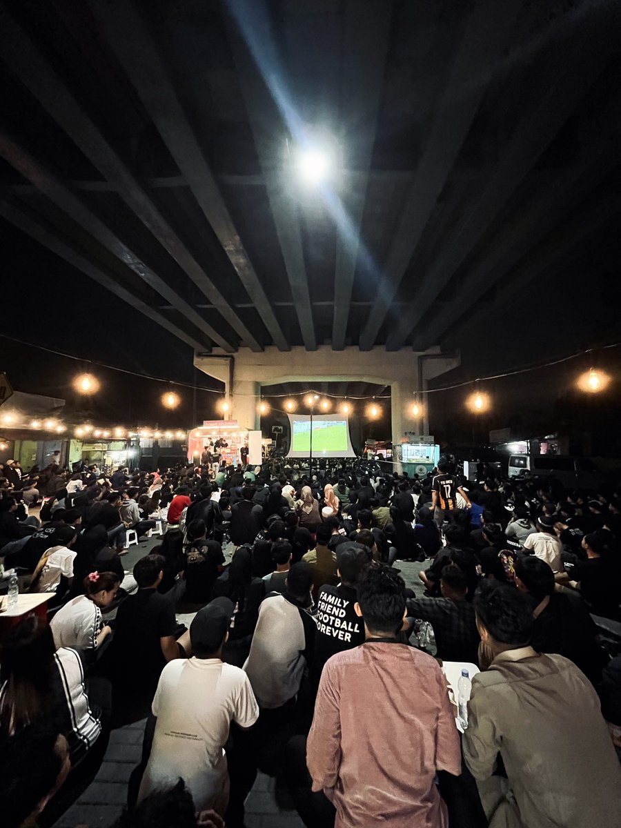 Jantifioso_1976's tweet photo. Matursuwun sedoyo, apabila ada kekuranganya mohon maaf. See u next match #CAPOLISTA 💥 https://t.co/YD1prAQmqJ