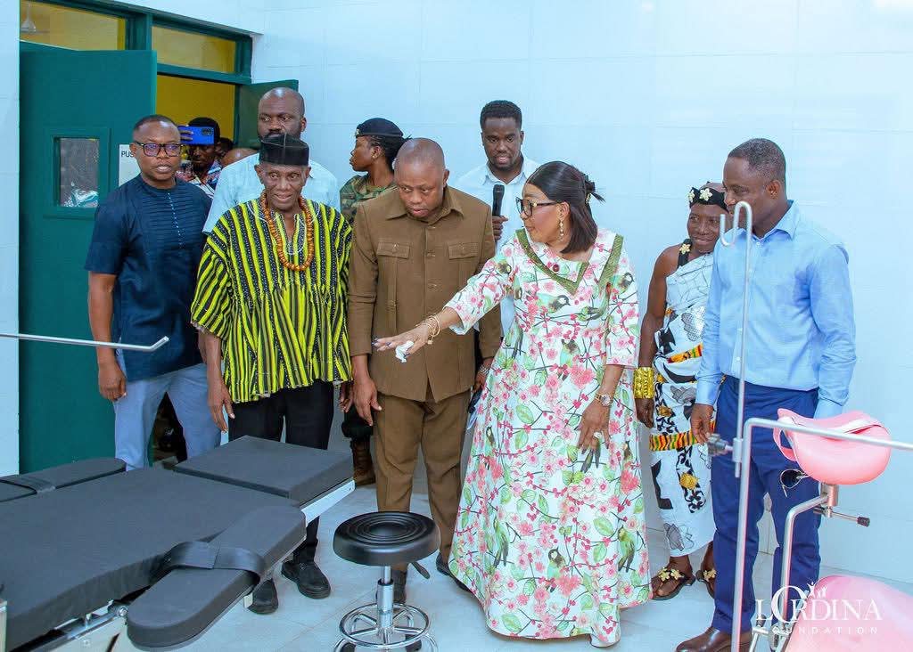 utvghana's tweet photo. First Lady Lordina Mahama has commissioned an ultramodern maternity and children’s ward at Asukawkaw in the Oti Region to improve maternal healthcare and help reduce deaths among mothers and babies

#UTVGhana https://t.co/YgGN1VxNrc