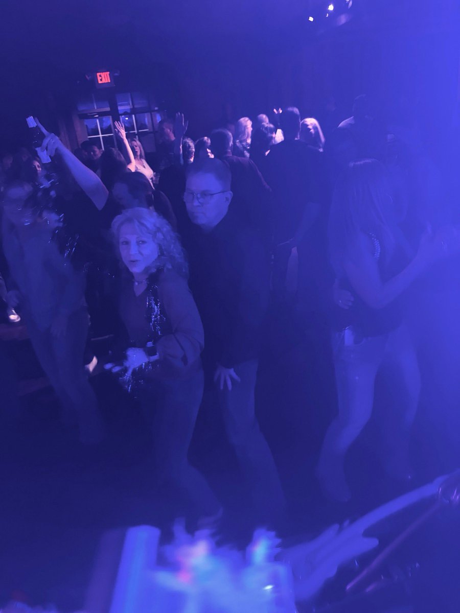 Another fun night with Radio City - Columbus, Ohio at The Barn.  Thanks to each and every single one of you for making our night, we can;t do it without you!
#radiocityrocks #partyatthebarn