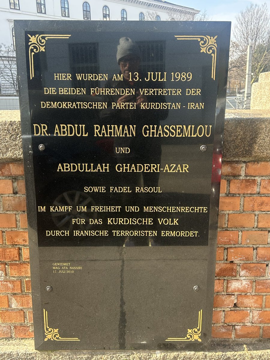MichelJungwirth's tweet photo. Irans Ex-Präsident Ahmadinejad soll ebenso tot sein. Er soll ja 1989 an der Ermordung dreier Kurdenführer in Wien beteiligt gewesen (Gedenktafel in Wien-Mitte) und dann in die iranische Botschaft (3. Bezirk) geflüchtet sein. Österreichischen  Behörden ließen Attentäter ausreisen https://t.co/X1mieh1r0k
