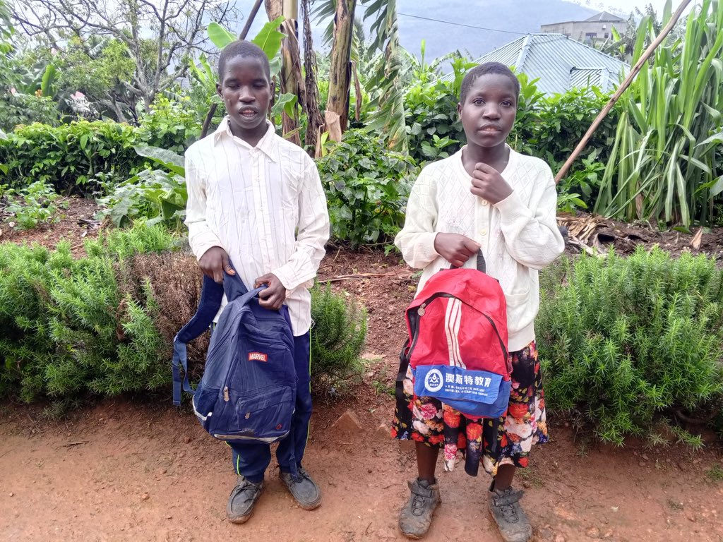 Disability Sign World tweet media