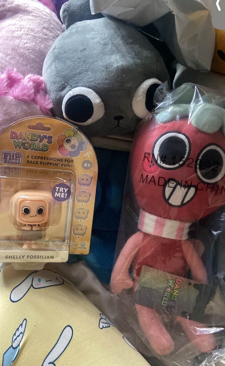 MY CHUD SOM AND DAUGHTER R FNALLY HERE

#dandysworld