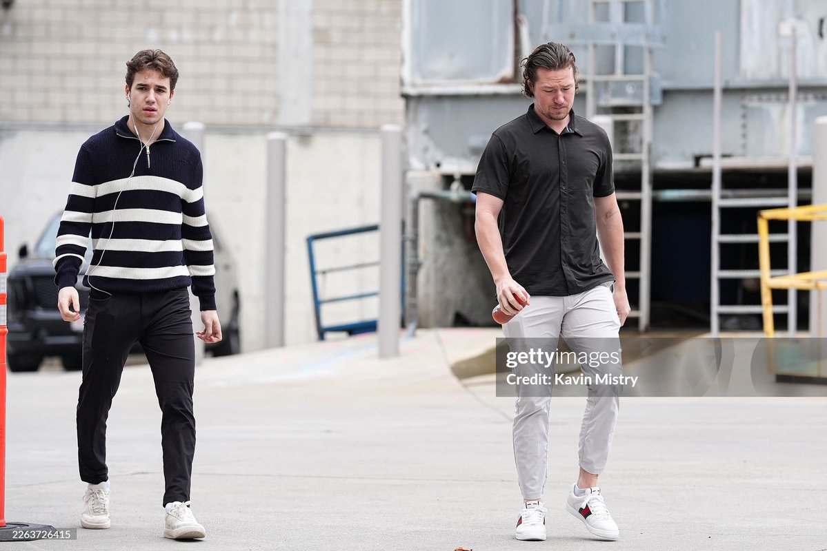sharkssource's tweet image. Everyone’s favorite father son duo, Michael Misa &amp;amp; Tyler Toffoli, walking into the game!

#TheFutureIsTeal #SanJoseSharks