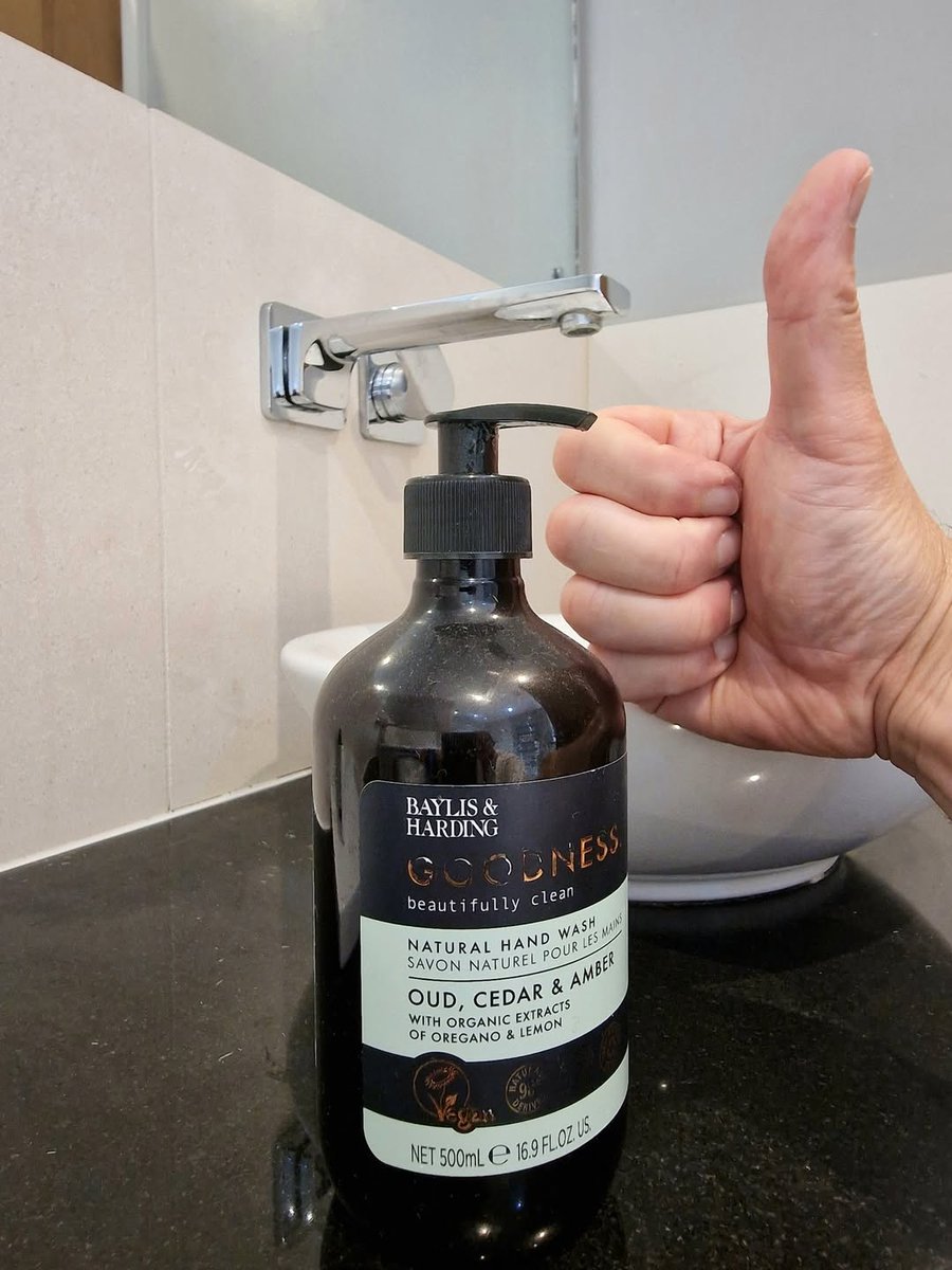 DecoratorsU's tweet image. Here’s a top pricing tip: if you see this brand of soap in a potential client’s home, you can safely add a zero to the end of your quote.

#quote #soap #decorators