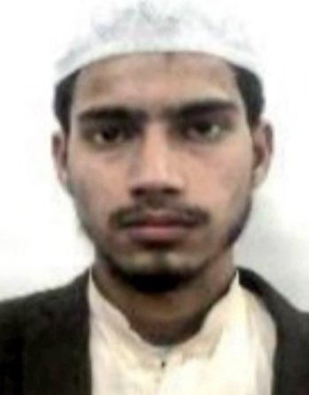 swati_gs's tweet photo. This is Mohd Zeeshan who slit the throat of YouTuber Saleem Wastik

Zeeshan had chosen Ramzan Friday to “punish” a “gustakh” (blasphemer)

Now killed in encounter by UP police https://t.co/bZm79IUq8F