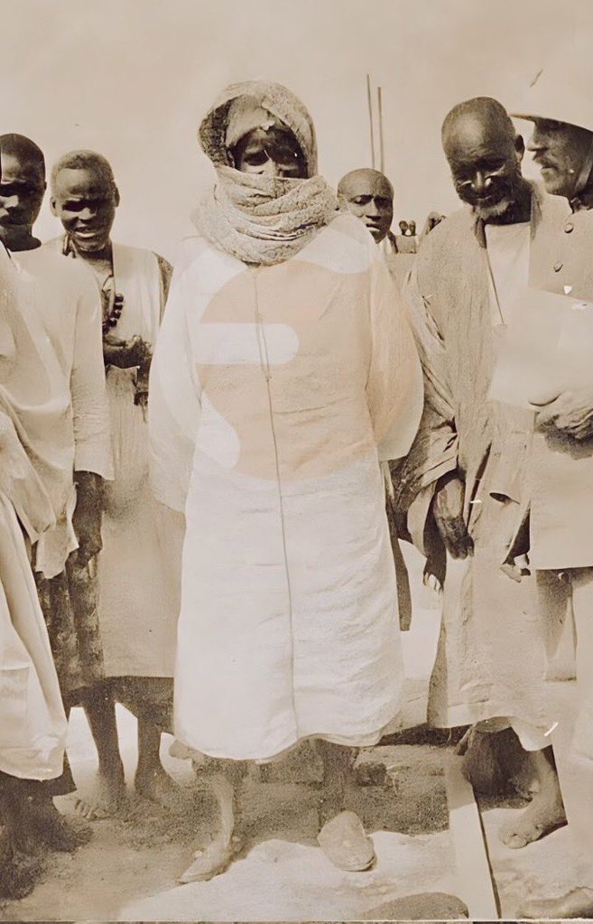 Mane la yalla ak yonent bi shw nekkal 

Thi loo khamne damay faral samay ayib te dima sammal samay mboot 

Minanu 

Cheikhoul Khadim