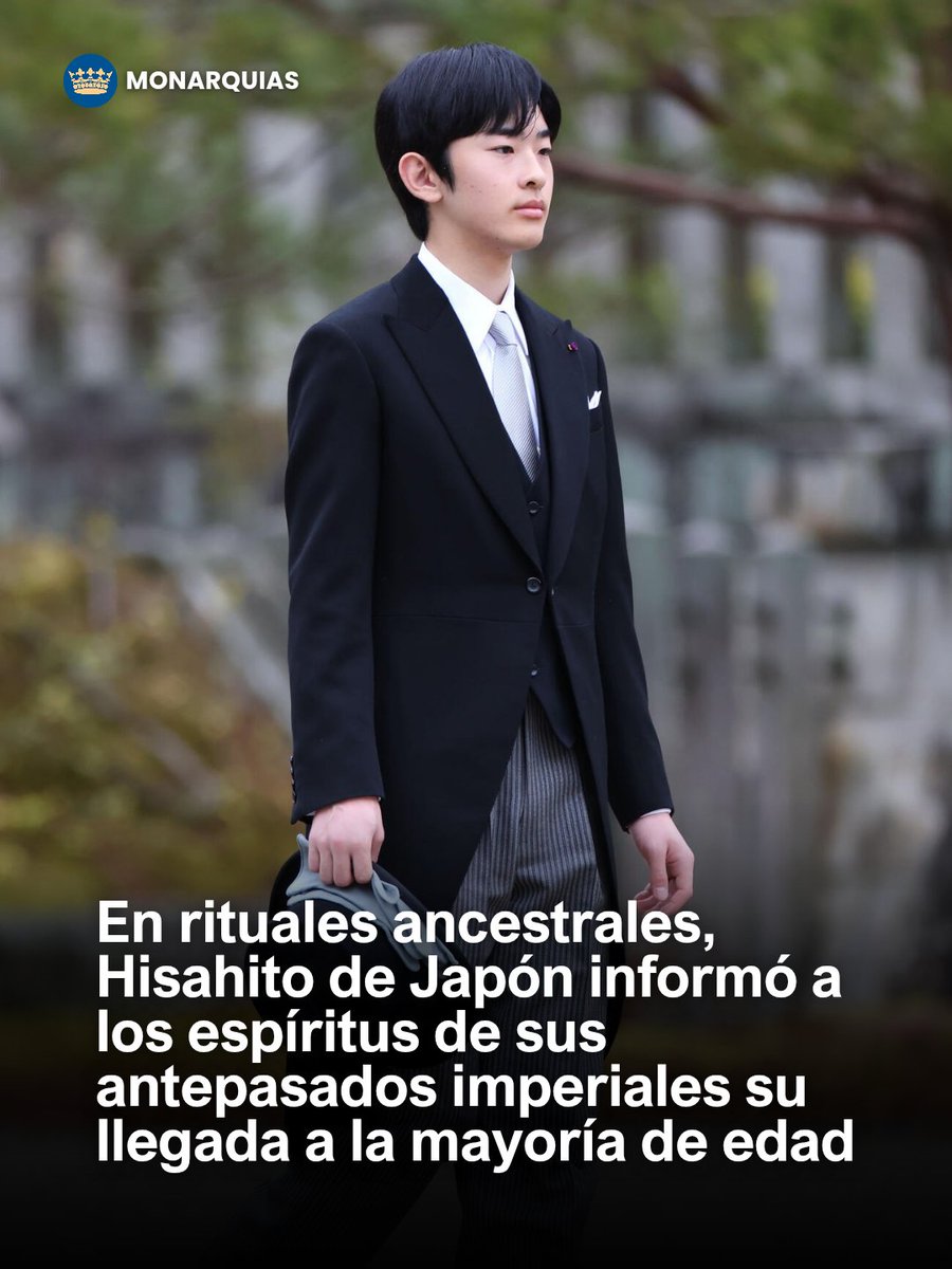 monarquiascom's tweet photo. El heredero al Trono del Crisantemo cumple con el rito ancestral de informar a sus antepasados sobre su mayoría de edad 🇯🇵

El Príncipe Hisahito ha visitado los mausoleos de los emperadores Meiji y Komei en Kioto para informar sobre la finalización de sus ceremonias de mayoría de edad.

La visita responde a una tradición sintoísta donde los hitos de la vida deben ser reportados a los ancestros. Este ritual busca obtener la bendición de los espíritus de los antiguos soberanos y las emperatrices Shoken y Eisho, vinculando el presente del joven príncipe con el pasado místico de su casa.

En términos de continuidad dinástica, el rito simboliza que Hisahito asume formalmente su rol como futuro guardián del trono. Al acudir a las tumbas de sus predecesores, el príncipe refuerza la legitimidad de la sucesión y demuestra su compromiso con las responsabilidades que conlleva ser el único heredero de su generación.

#PrinceHisahito #ImperialFamily #Japan #Kyoto #RoyalNews #HisahitodeJapon #Monarquia #Realeza #Royalty