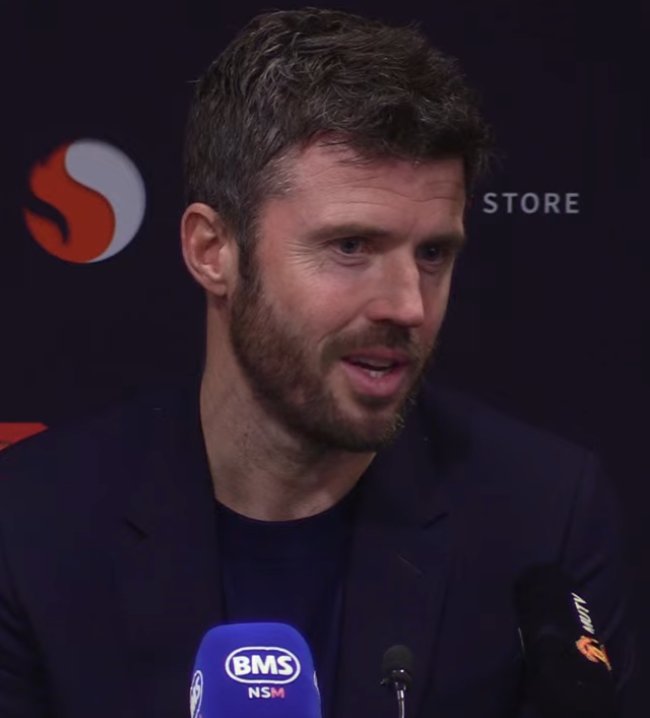 🎙| Michael Carrick sobre a torcida cantando o nome dele:

"Este lugar significa muito pra mim, então ter tanta produtividade e ver todos gostando de vir ao jogo e assisti-lo, ter uma influência nisso... não vou mentir, claro que é uma sensação muito boa."