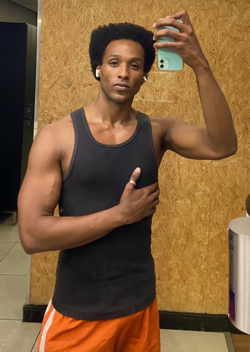 acabou a palha assada por aí tb? bora buscar o balde que chutamos kkkk