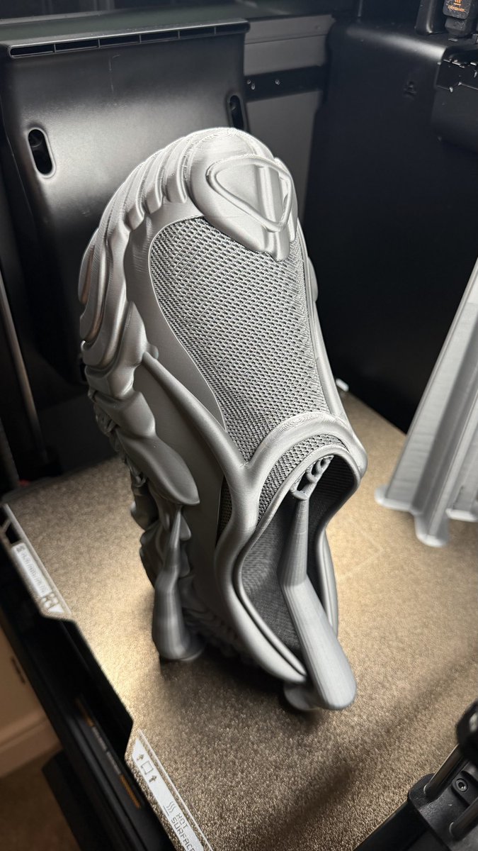 ItsBoyinSpace tweet media