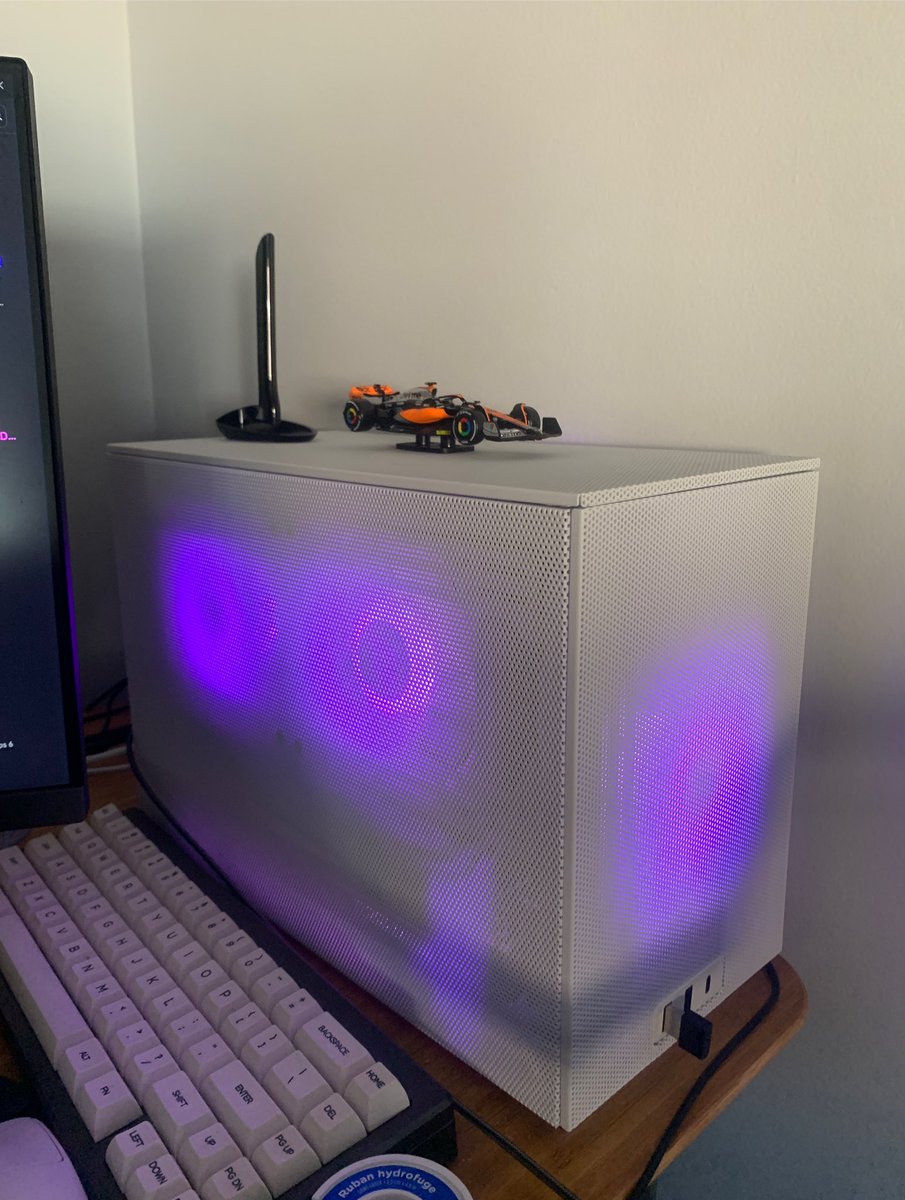 Wingmanlol tweet media