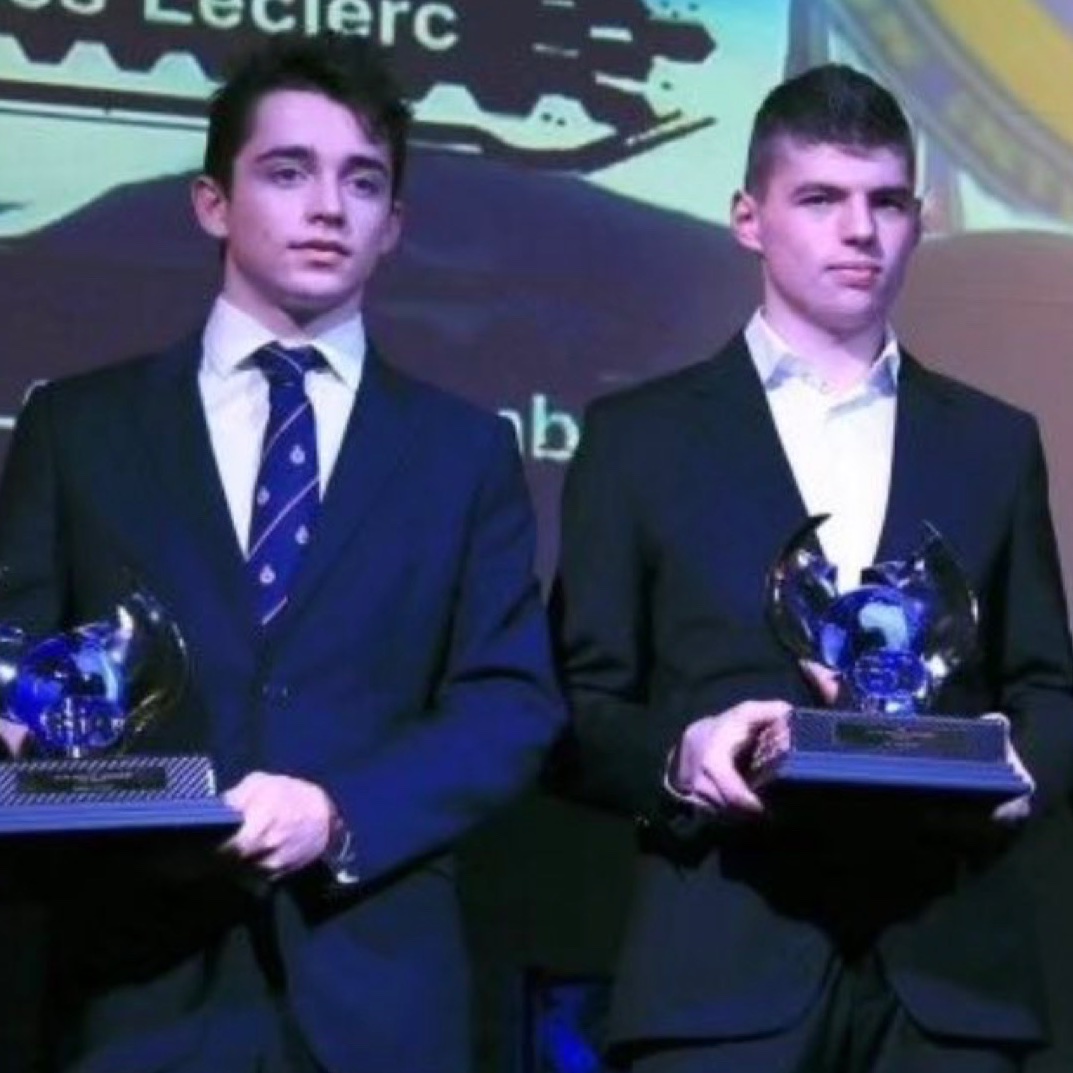 1633 💭 tweet media