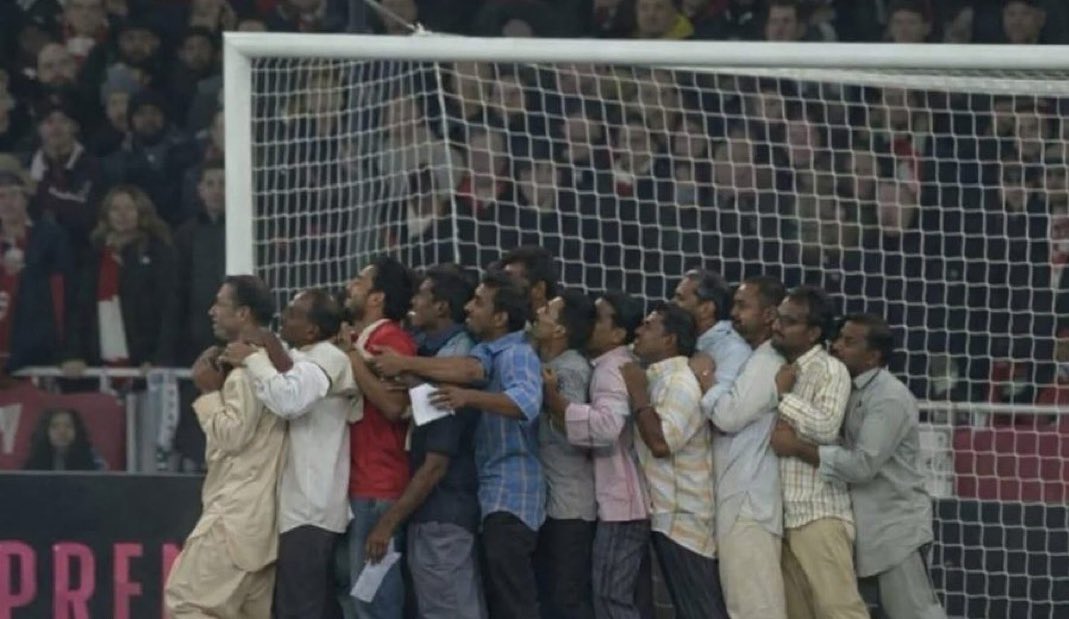 شغلت على مباريات ارسنال بالغلط 

اللي بتشوفه :