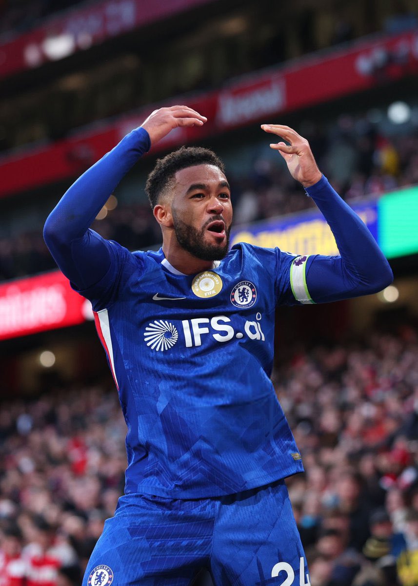 Ojalá todos sientan la camiseta como Reece James.

El único a la altura una vez más.