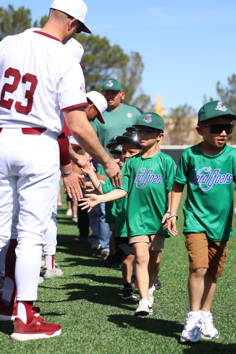 NMStateBaseball's tweet photo. Future Aggies at The ‘Skew!👏

#AggieUp https://t.co/bBe91LgTjC