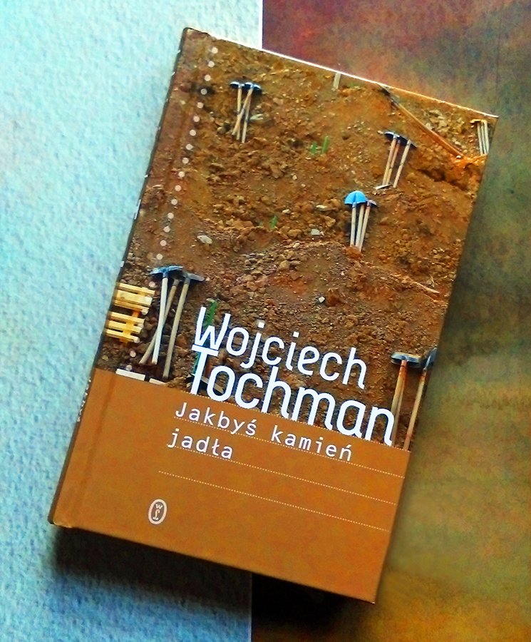 ZapomnianaB's tweet photo. Wojciech Tochman „Jakbyś kamień jadła”
https://t.co/GTBzXiIfd6
#WydawnictwoLiterackie #wojna #Tochman #historia #książka #Sarajewo #Bośnia
#Srebrenica https://t.co/aLxv5W4wYE