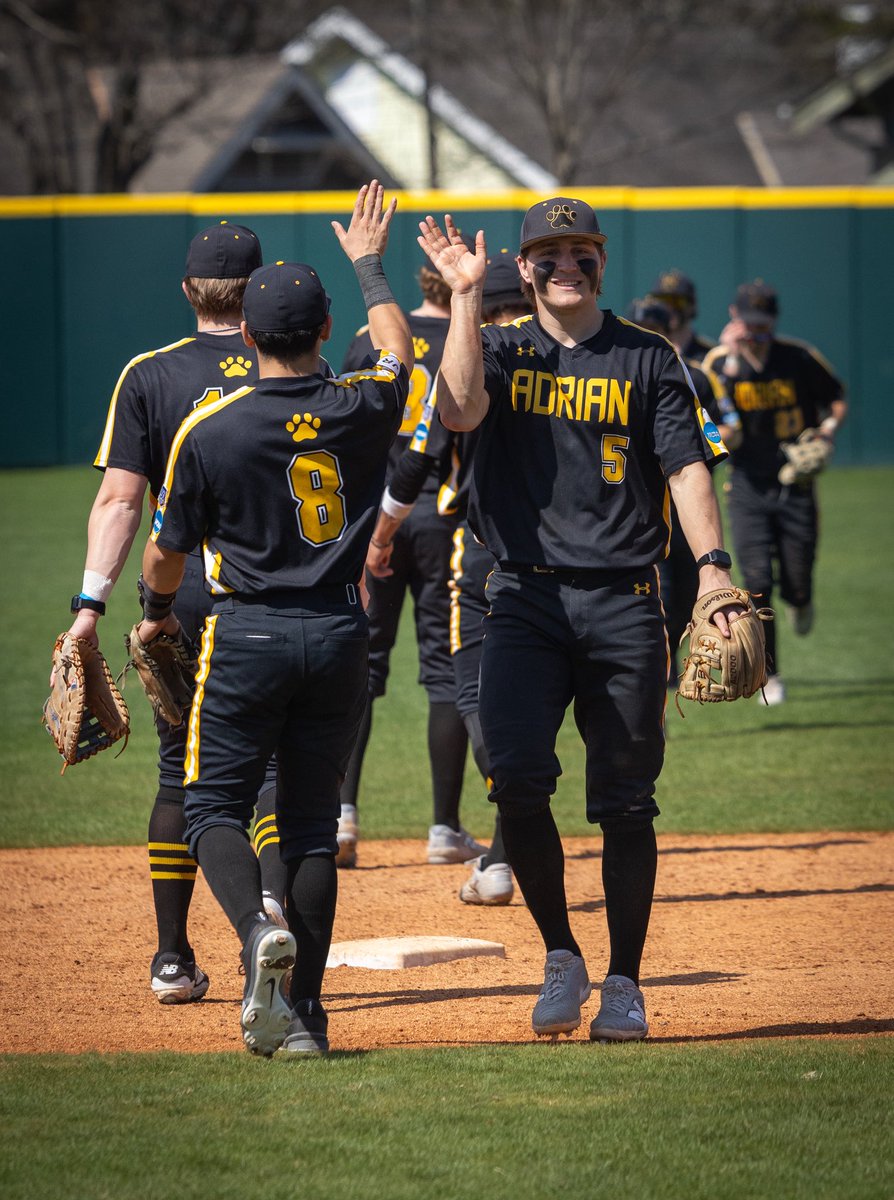 Adrian College Baseball tweet media