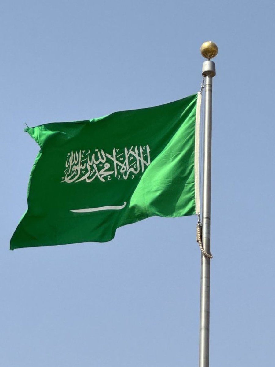 BintMajid5's tweet photo. اللهم من أراد السعودية وقادتها واهلها وأرضها ودول الخليج من حولها بسوء فأجعل دائرة السوء عليهم🤲
اللهم ارم نحره في كيده وكيده في نحره حتى تهلكهم🤲
اللهم ادخلنا في درعك الحصين
اللهم آمين يارب العالمين 🤲
#امن_الخليج_خط_احمر https://t.co/kj7dxKGS1p