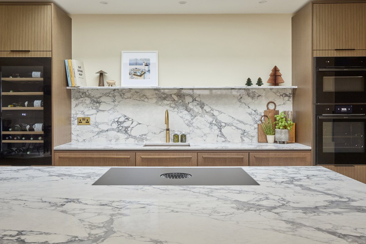 SpecifierSelect tweet media