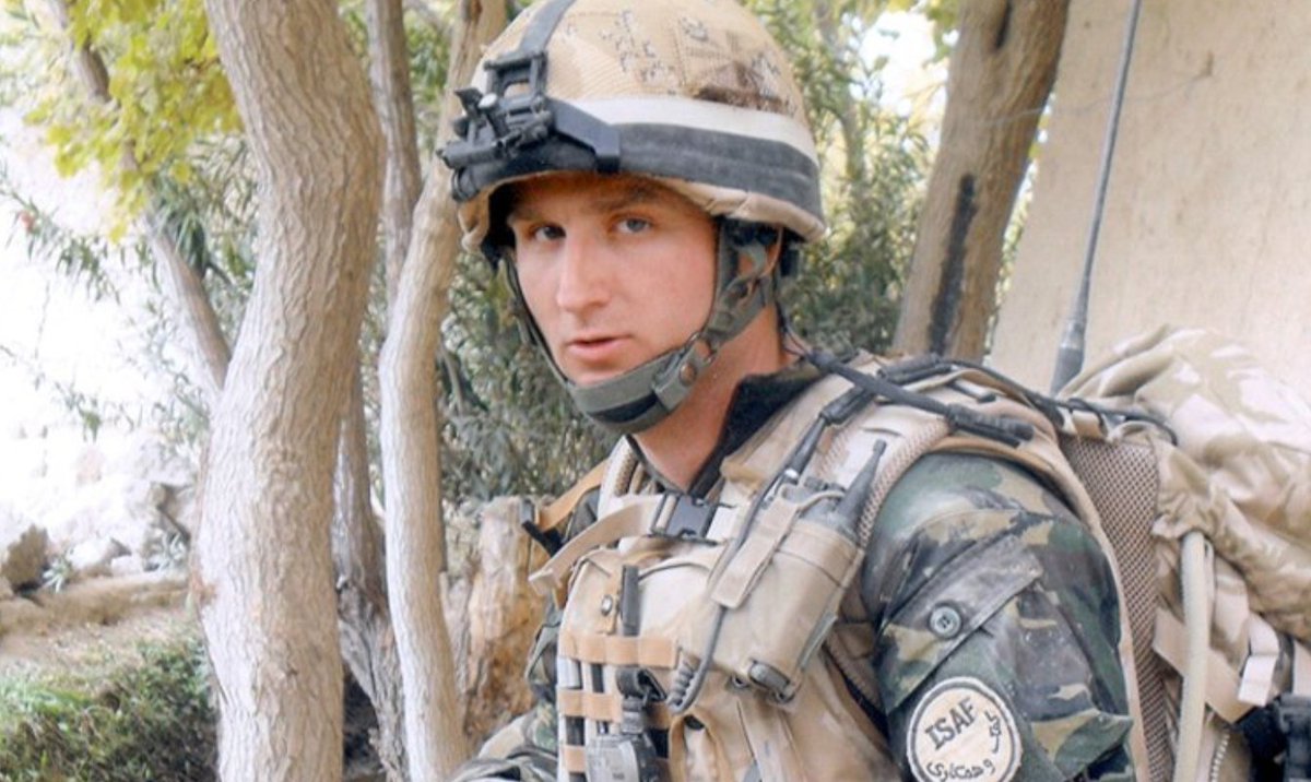 2nd March, 2010

Corporal Richard Paul Green, aged 23 from Tilehurst, Reading, and of 3rd Battalion The Rifles, was shot and killed by insurgents, whilst on foot patrol near Sangin, Helmand Province, Afghanistan 

Lest we Forget this brave young man who gave his all  🏴󠁧󠁢󠁥󠁮󠁧󠁿 🇬🇧