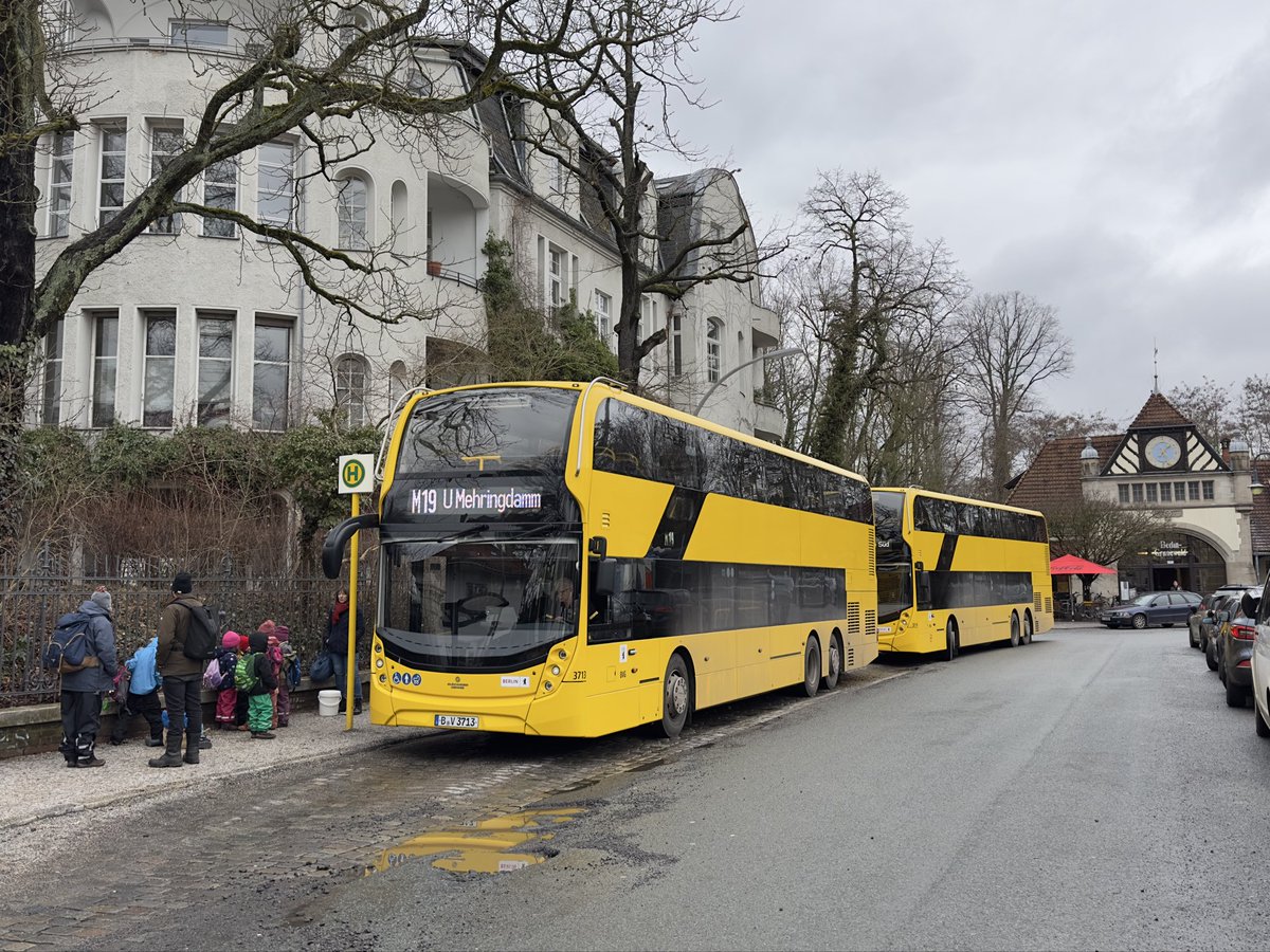 TridentTraveller tweet media