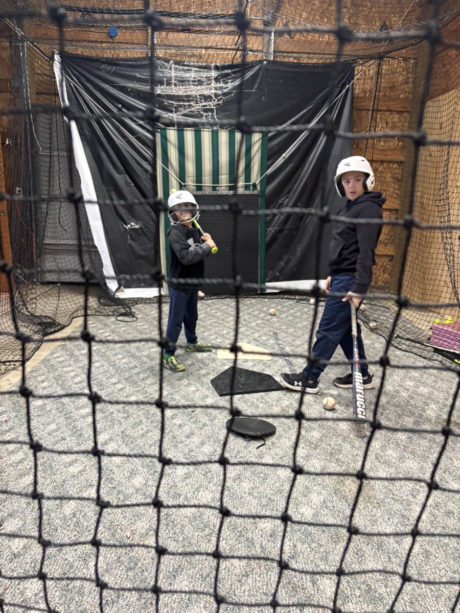 Charles Alexander tweet media