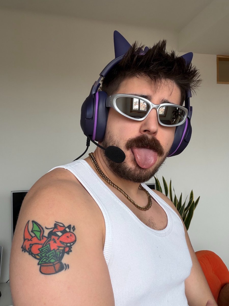 Matthieu tweet media