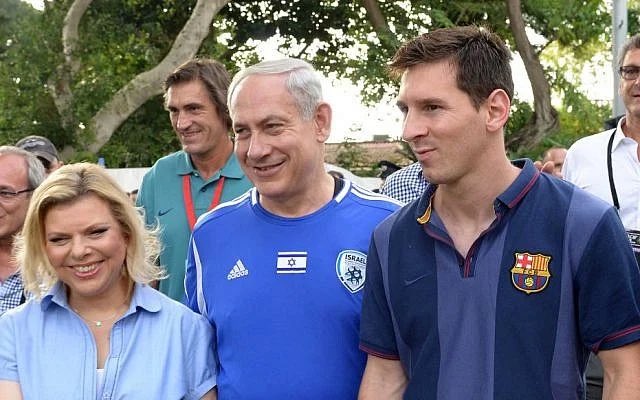 Sinon cette photo aussi existe 😭