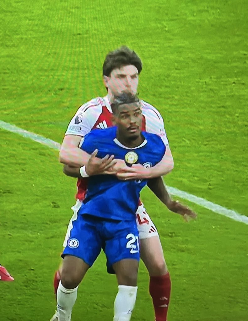 jonhotspur1988's tweet photo. “challenging an opponent” is an interesting take. https://t.co/3XjdnOE1WX