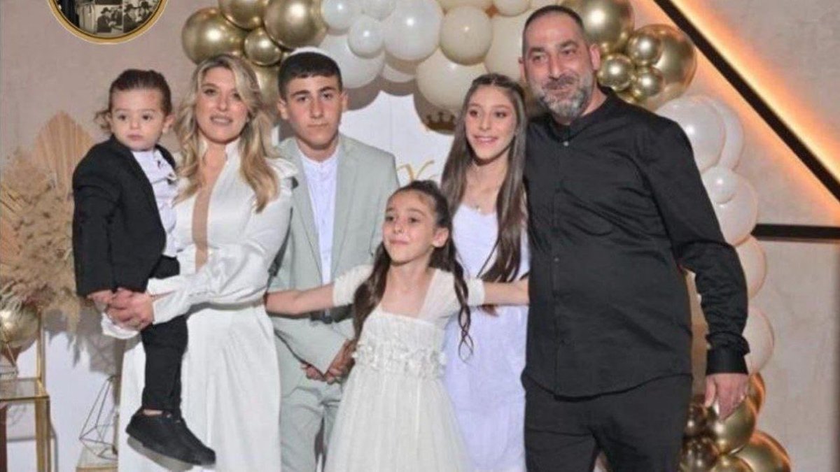 ZoeAriella_'s tweet photo. An entire family: mother, father and their four children were murdered today, by Iranian missiles in Beit Shemesh💔

May their memory be forever blessed
#AmYisraelChai https://t.co/lYMdLGAGiY
