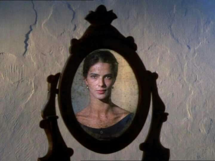 deadpedrsociety's tweet photo. À flor do mar dir. João César Monteiro, 1986 https://t.co/gWobakZKZc