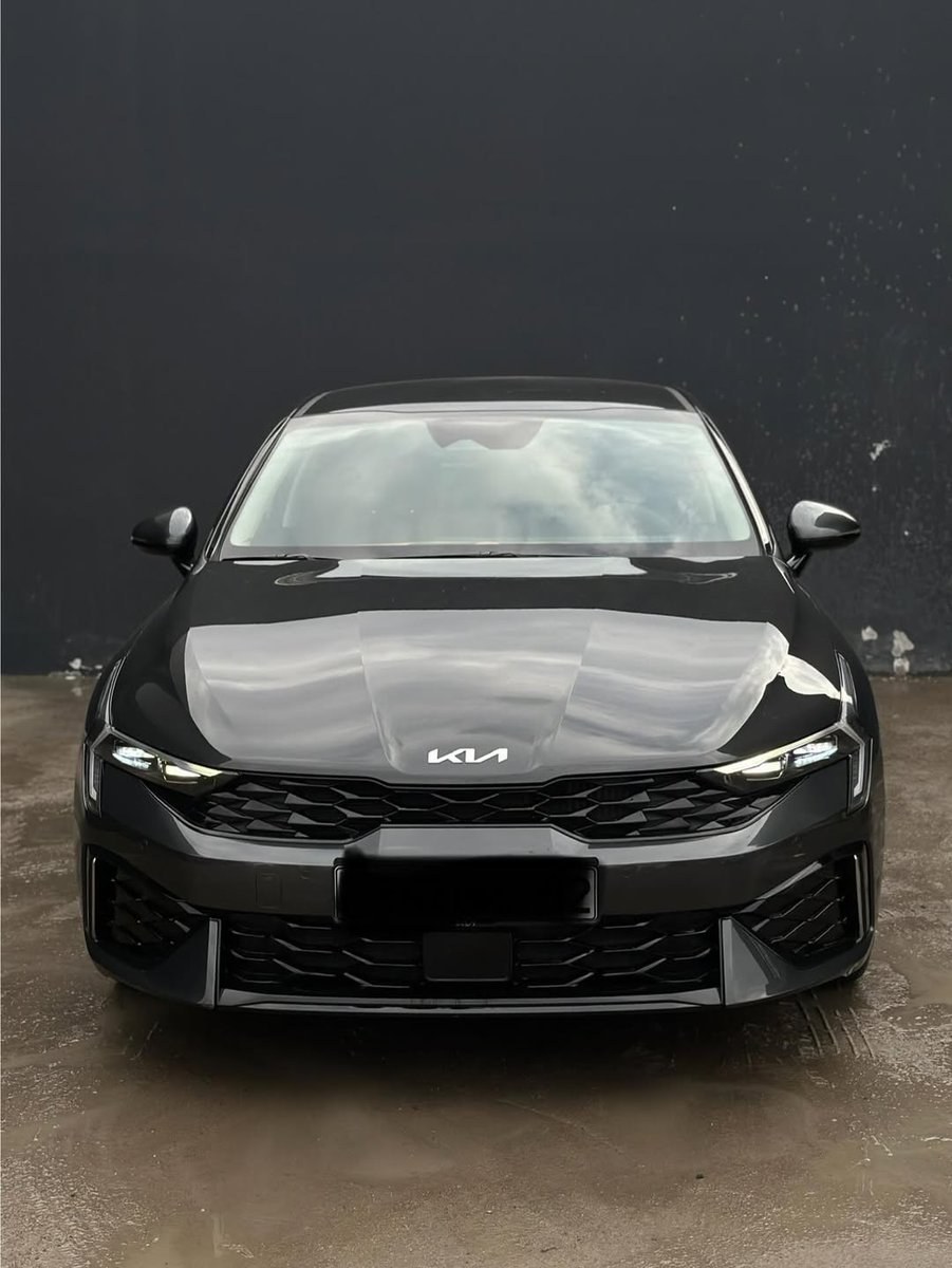 nocarcontext's tweet photo. KIA K5 🖤🖤 https://t.co/lOdqZmpjJf