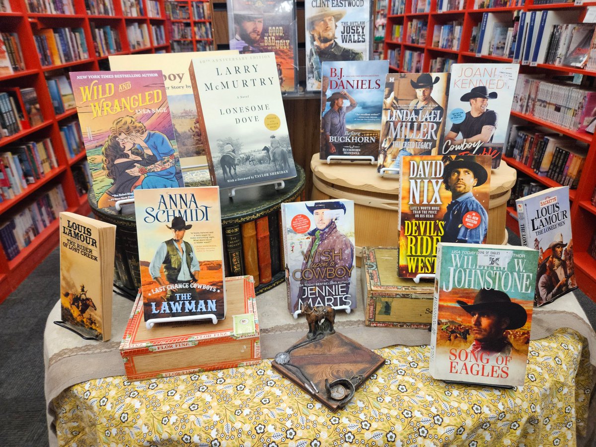 Bookmans tweet media