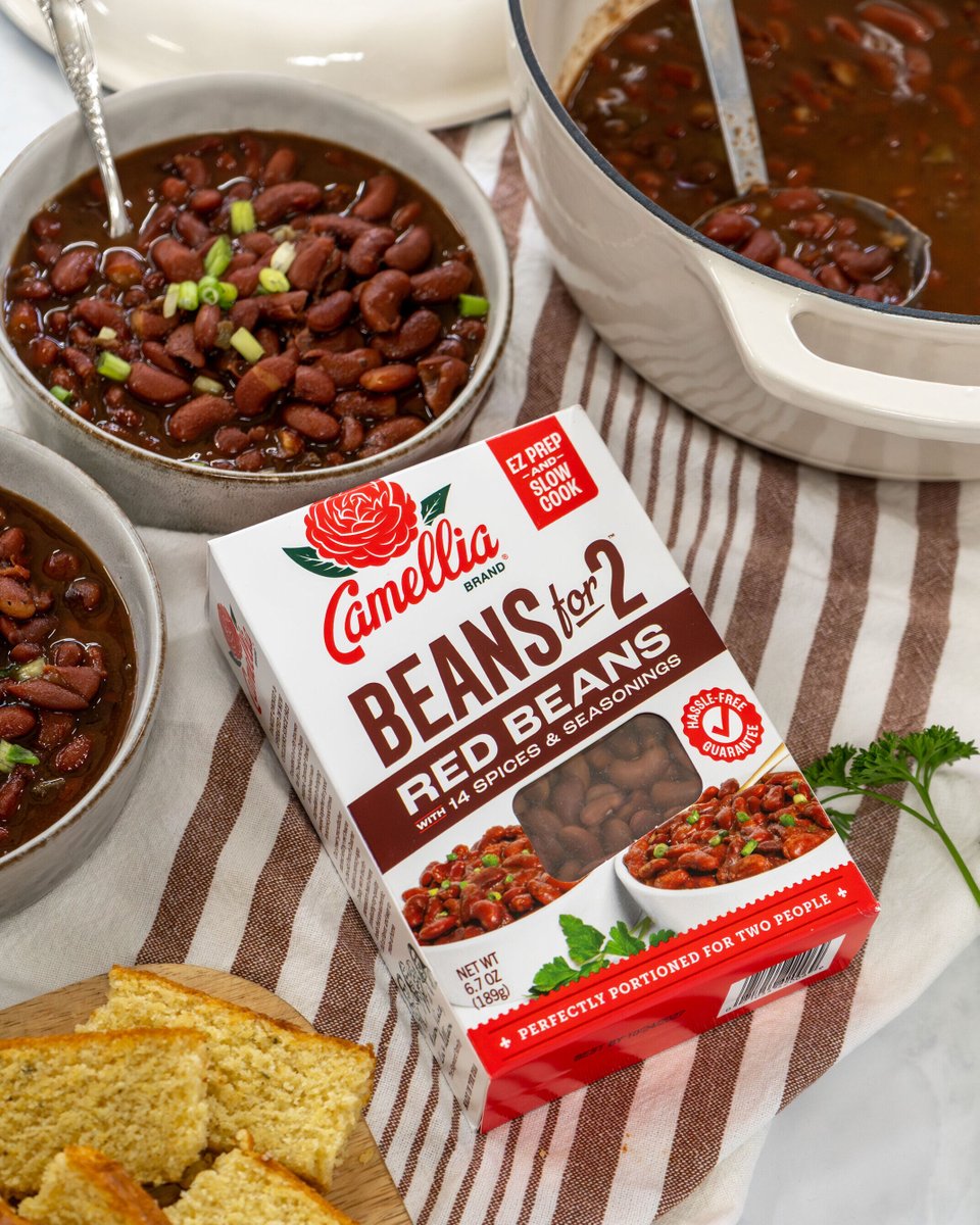 CamelliaBeans's tweet photo. New packaging, same delicious Red Beans for 2! 😋 Authentic New Orleans flavor in perfect portions—making red beans easy and delicious for two! ⚜️🫘 #BeansFor2 #Its2Good
Shop now: https://t.co/zHZQ0mi2ru https://t.co/h25tiViDwV