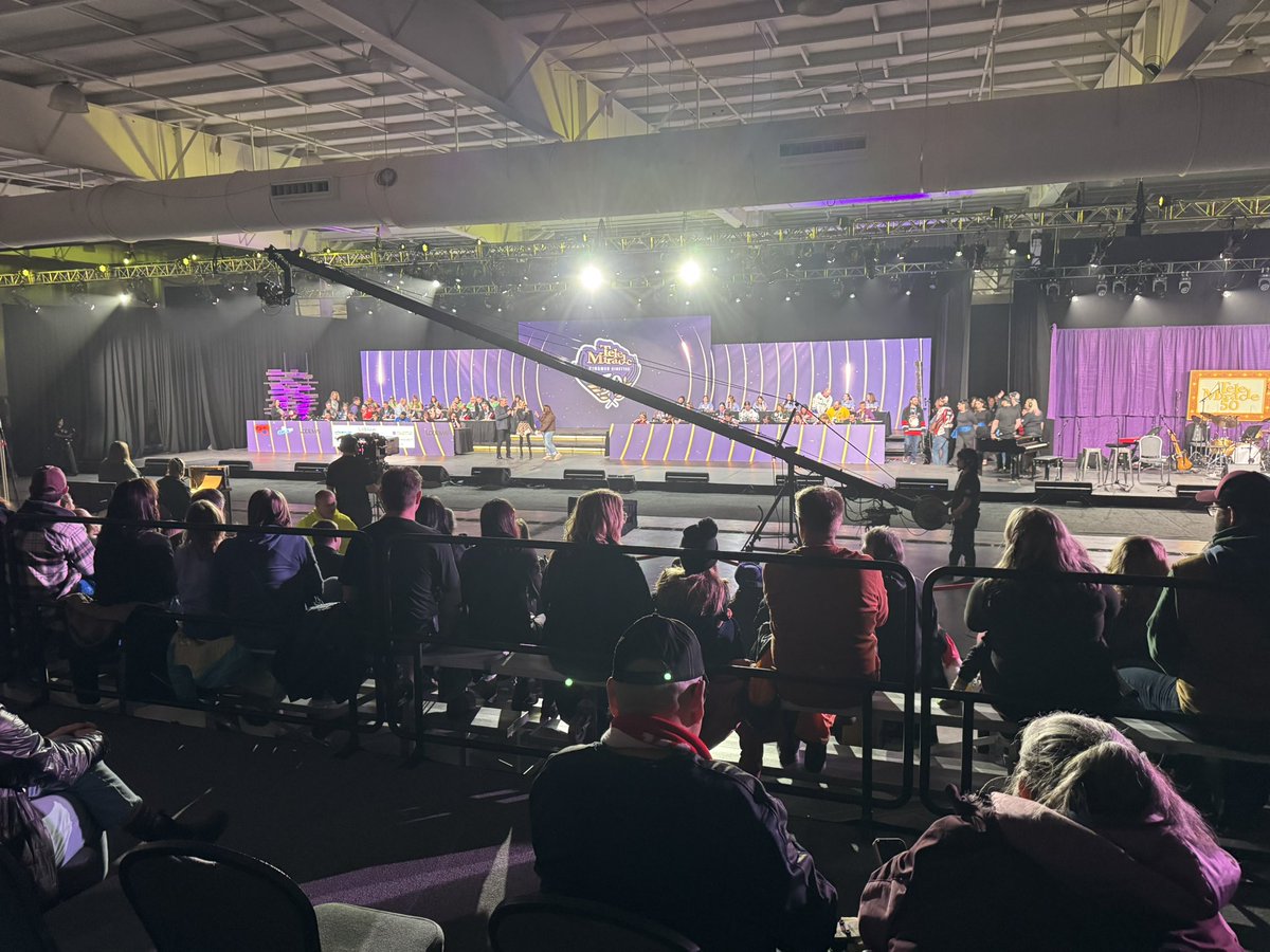 rgstone1's tweet photo. 50 telemiracle ago it was three weeks until I was born. I’ve either donated, taken pledges , worked the phones pushed a plane, watched or attended pretty much every one of them since. Great to see tradition continue raising 171 million for the Kindmen Foundarion since the first show in 1977 #TM50