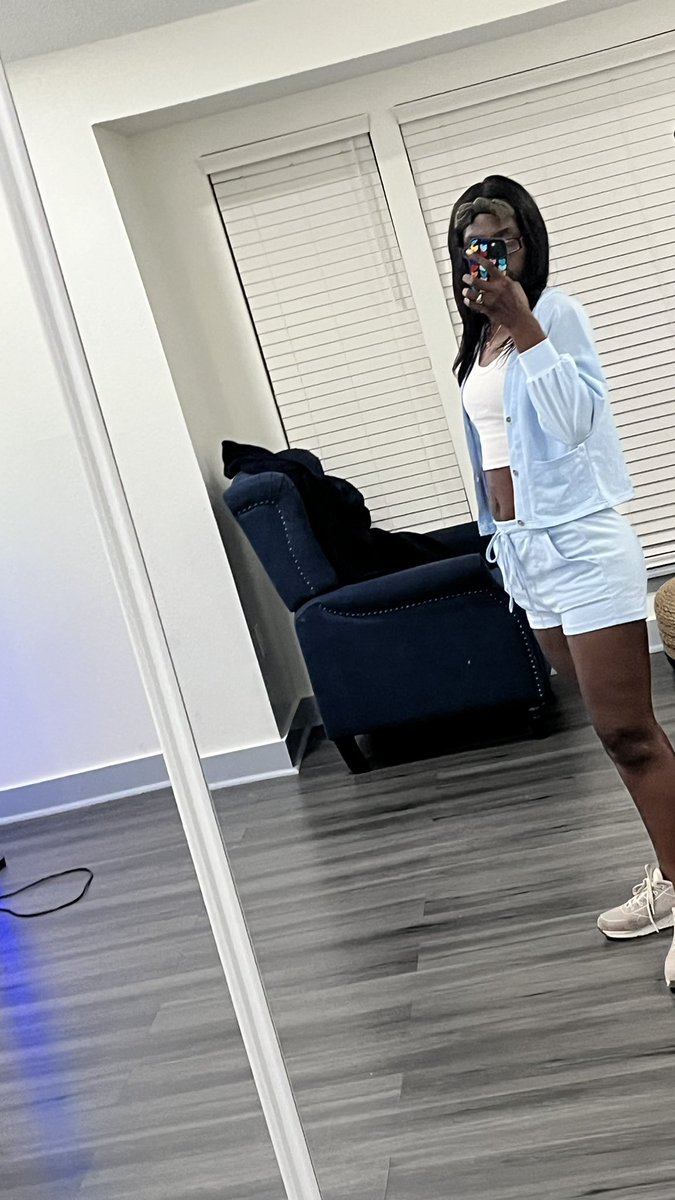 BossLadyTYYY's tweet photo. 🩵🩵🩵🩵🩵 https://t.co/Dm3Sm6UQDB