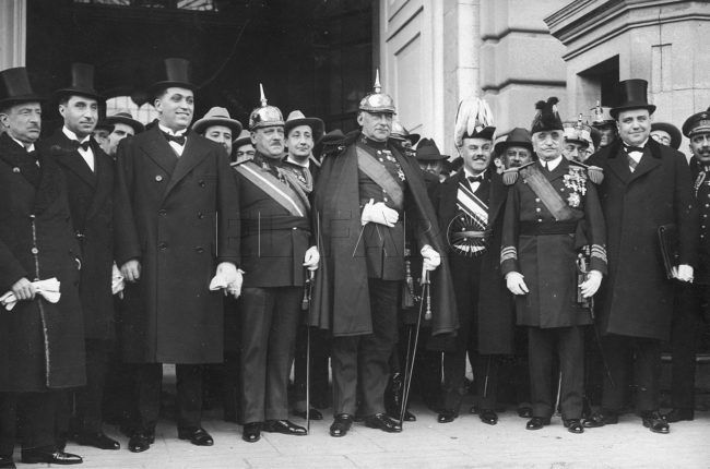 PlataformaMill1's tweet photo. A principios de marzo de 1924, el general Miguel #PrimoDeRivera visitó las unidades de #LaLegión, incluyendo #BenTiem, para evaluar la situación y planificar la política de "repliegue" o "abandonismo" de ciertas posiciones avanzadas como #Ceuta, #Tetuán y #Melilla. https://t.co/Cnnuk5ME2u