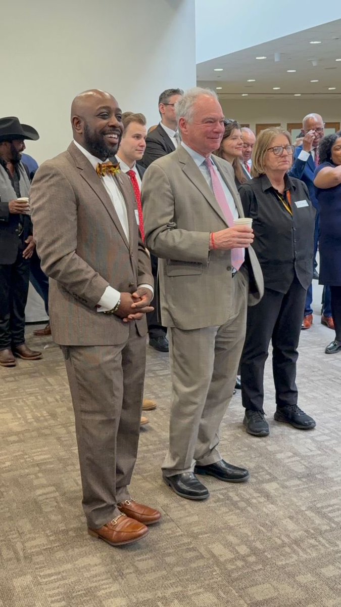 Mayor Derrick Wood tweet media