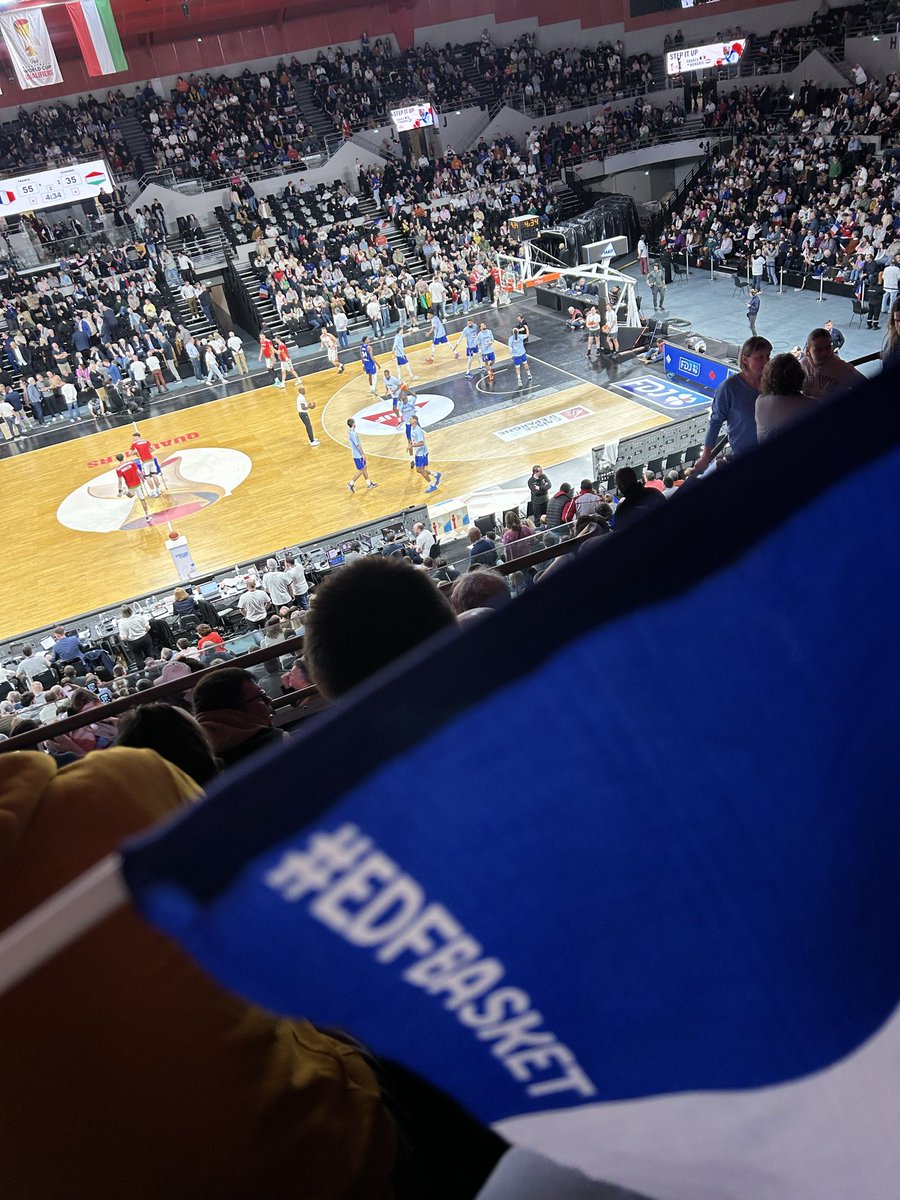 benito29 tweet media