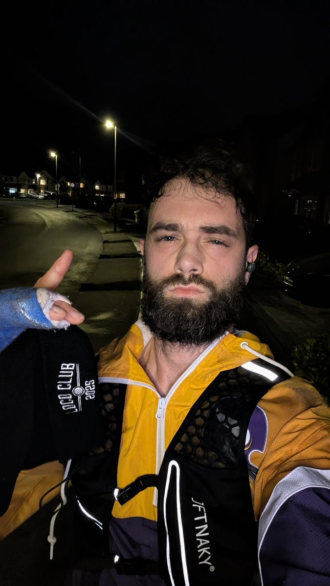 Xen AaronTheLoco tweet media