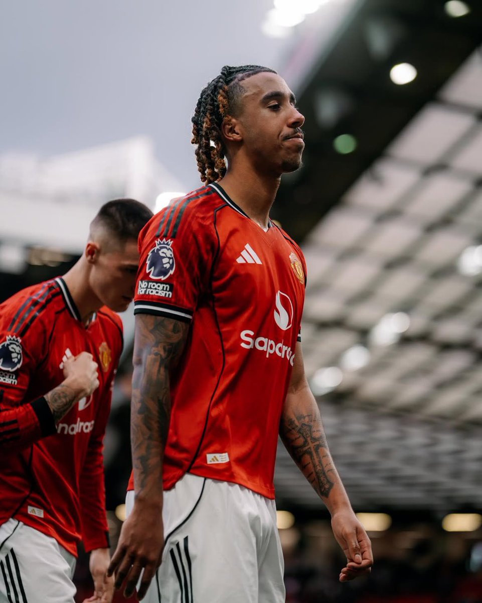 MUFCScoop's tweet image. Leny Yoro Ig: “Not an easy one, but great reaction from the team. Thank you for the energy, Old Trafford ❤️ Tough game, strong response. #GodDid” #MUFC